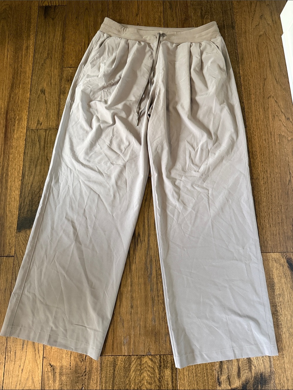 CALIA by Carrie Underwood Light Taupe Wide-Leg Drawstring Pants